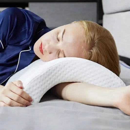 Arched Hollow Orthopedic Pillow